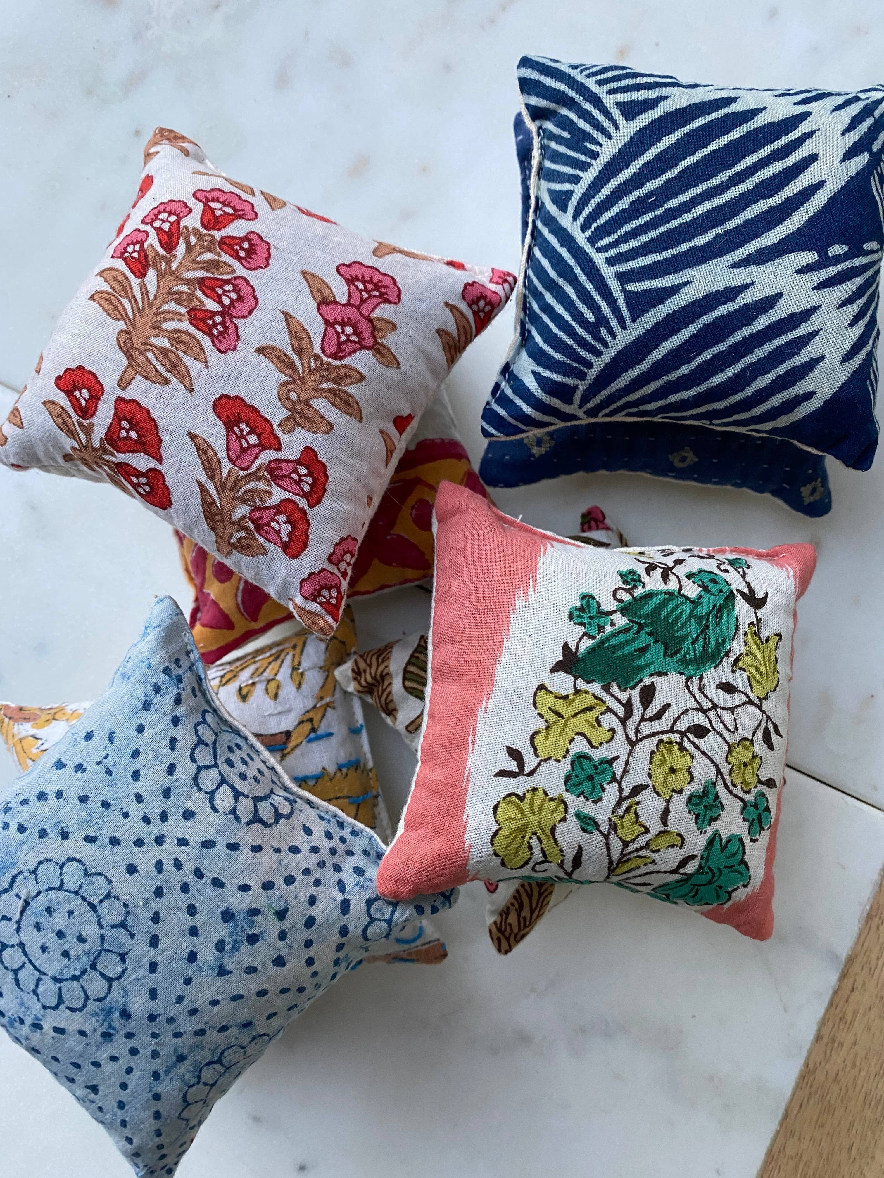 Belle's Nest - Wholesale Sachet - Square Lavender Sachets3