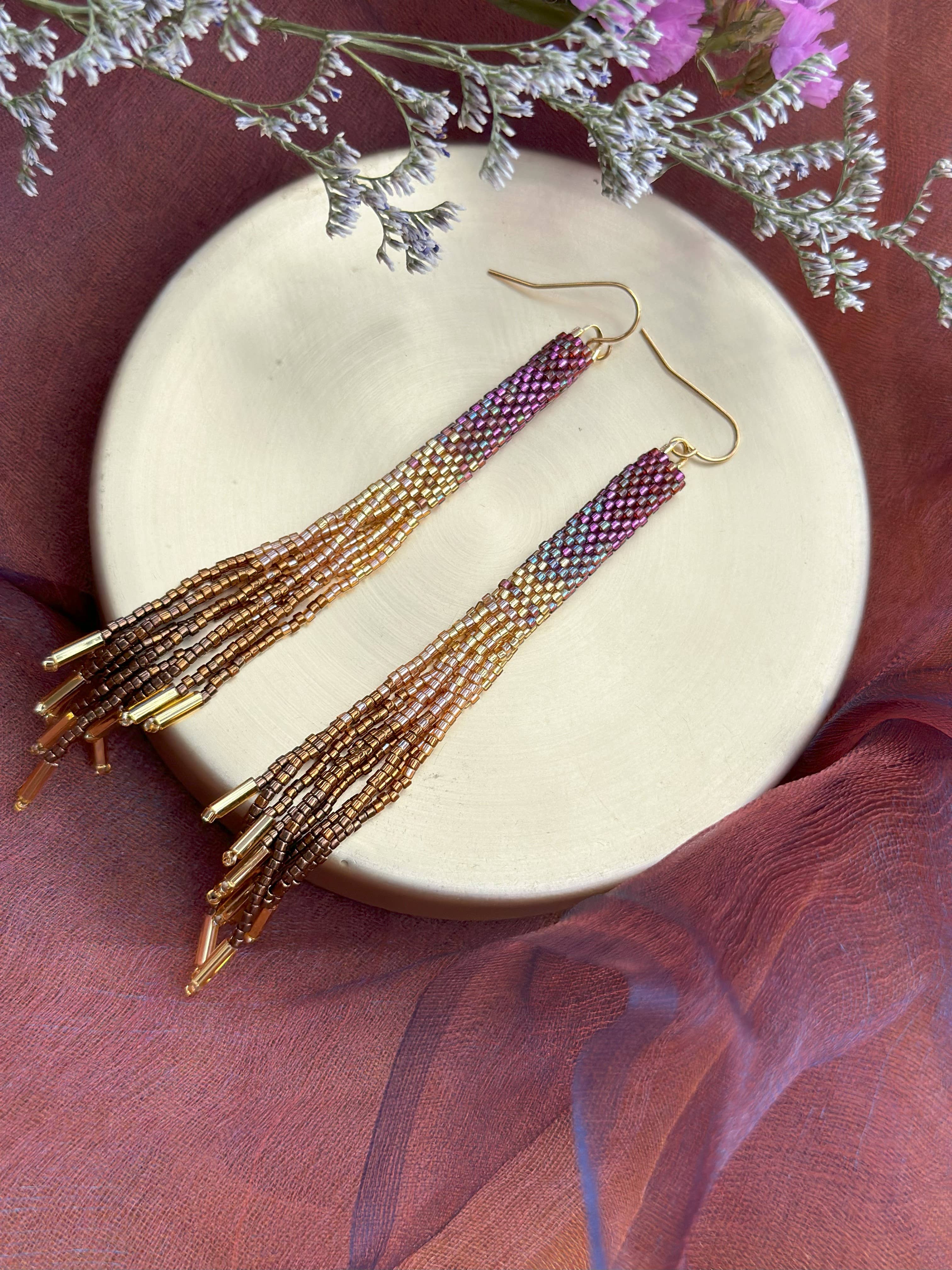 Mayana Designs Co – Engroshandel Tassel-øreringe – Perlehåndvævede Ombre Kvastøreringe (Violet)2