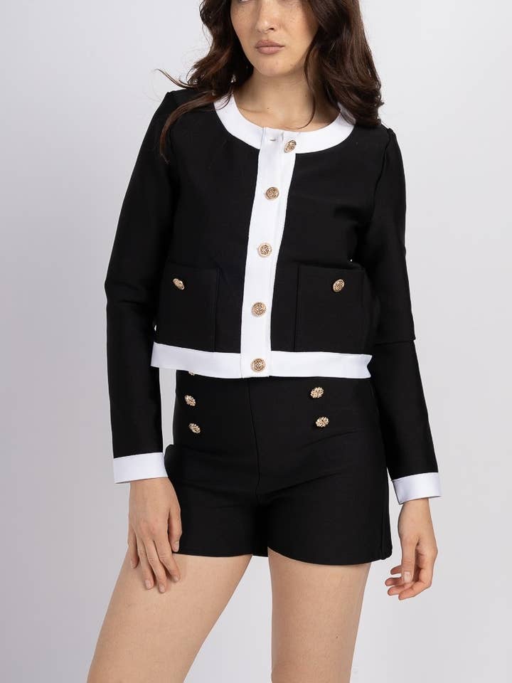 Kurz geschnittene Jacke mit Knöpfen A1129 für den Großhandel von KICHIC