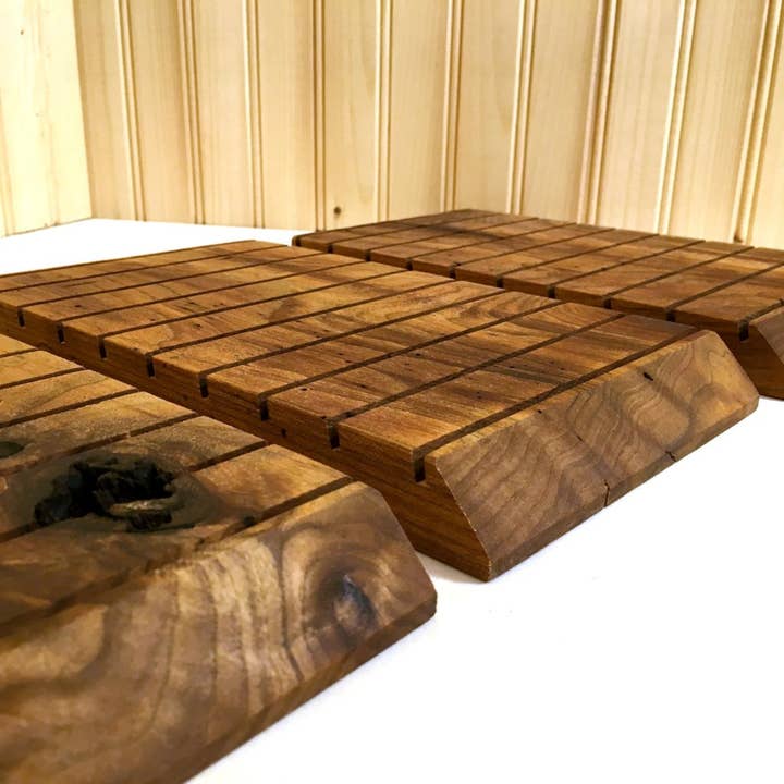 Clark Fine Wood Products - Vendita all'ingrosso Espositore per rivenditori - Espositore per vendita al dettaglio con intaglio in legno di farfalla