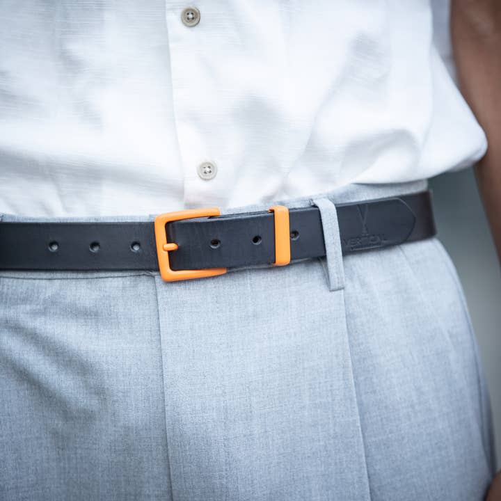 VERTICAL L'ACCESSOIRE - Wholesale Belt - Unisex - Genuine leather belt with black interchangeable buckle