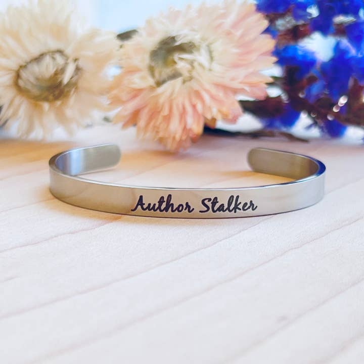 Autore Stalker | Bracciale Rigido per la vendita all'ingrosso da parte di Write Me Wicked