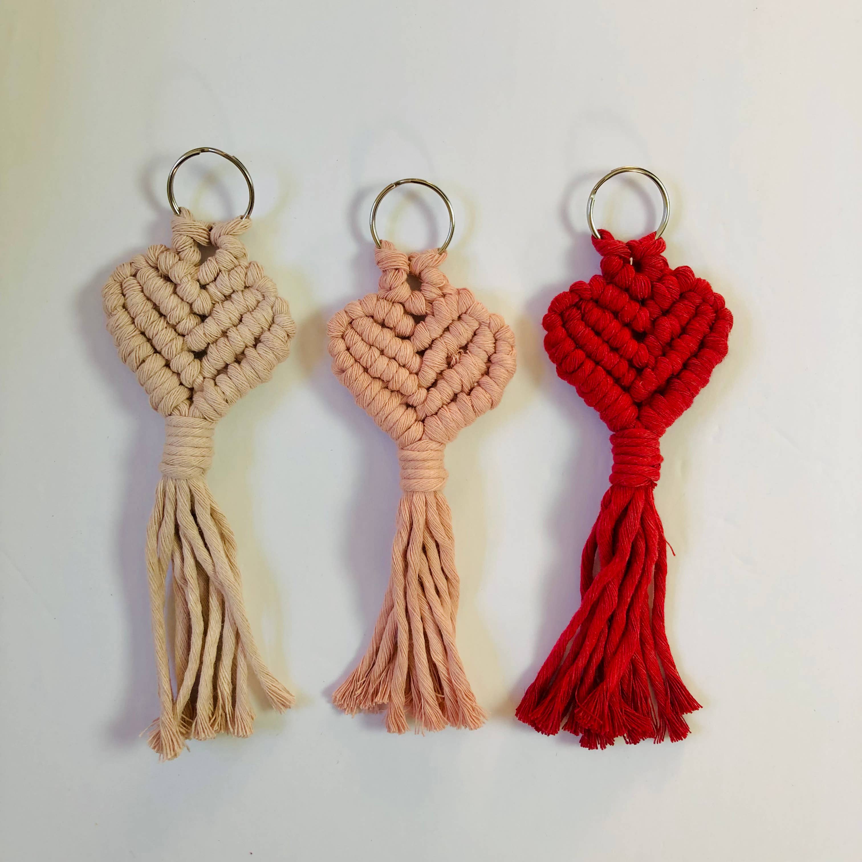 Make My Day Design - Wholesale Keychain - Women's - Valentine Macrame Heart  Keychains0