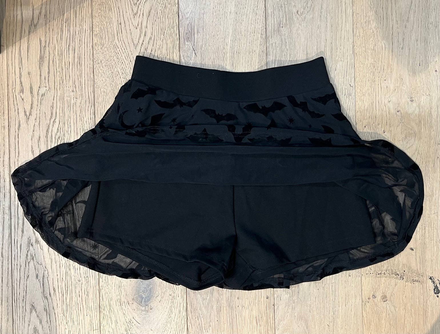 Witchwood Bags – Engroshandel Skørt - Dame – Den Morbid Mini Skort - FLAGERMUS - Nederdel med Floktrykte Flagermus RTS2