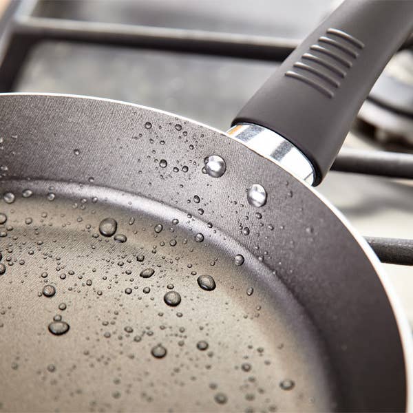 Judge UK – wholesale Panna – Judge Everyday, stekpannsats i 2 delar, Non-Stick3