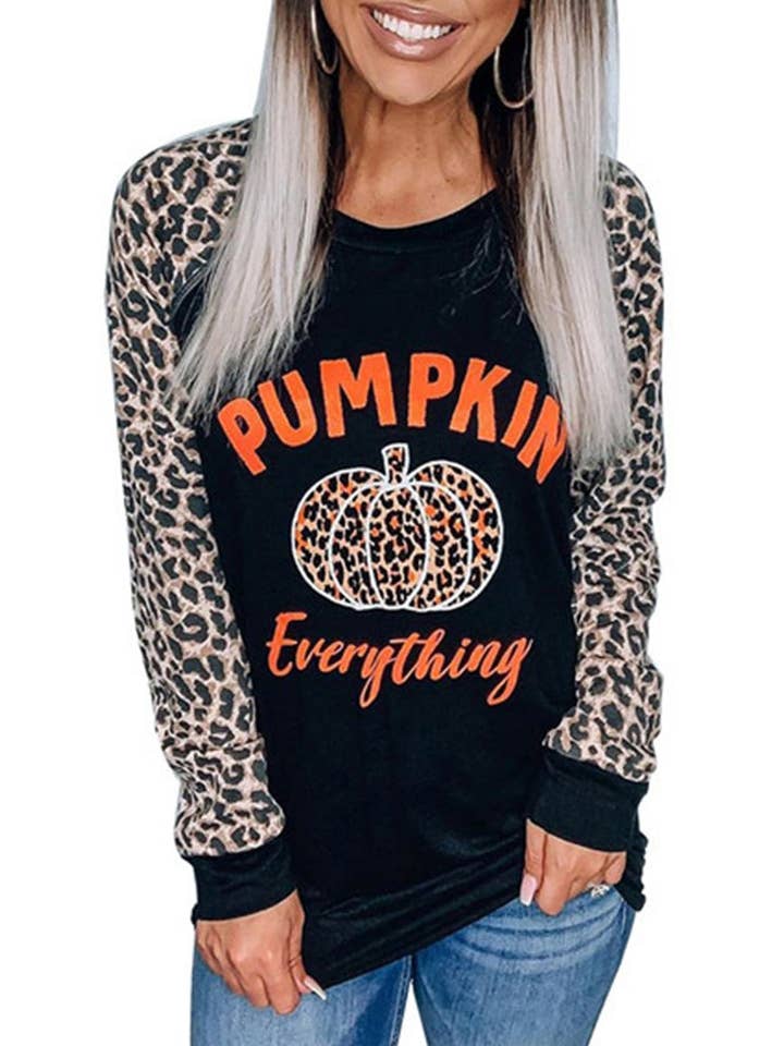 Top lungo con impunture con stampa zucca leopardata di Halloween per la vendita all'ingrosso da parte di Fashion Quality Boutik