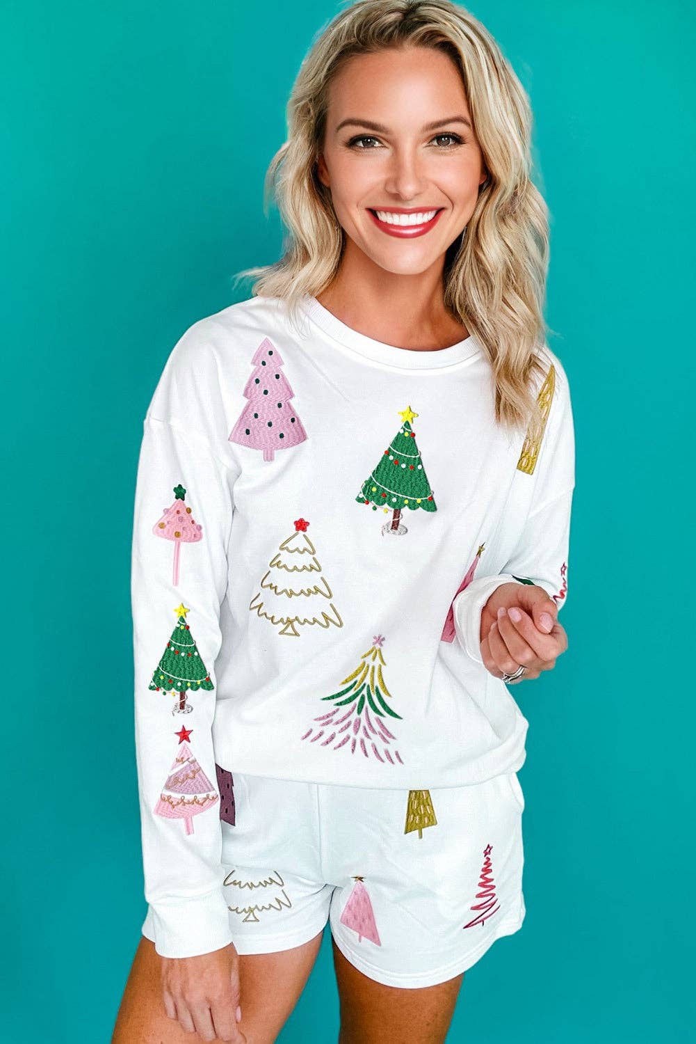 White Stripe Multi Christmas Tree Long Sleeve Top and Shorts 2pcs Lounge Set for wholesale on Faire2
