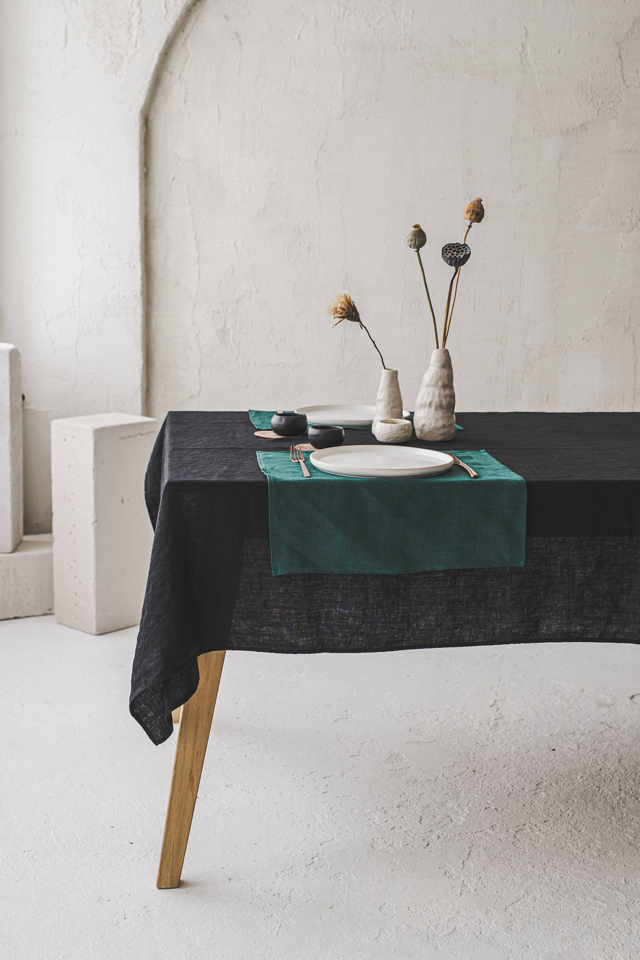 Epic Linen - Wholesale Tablecloth - Black Soft Washed Linen Tablecloth  8 Sizes, Linen Decor5
