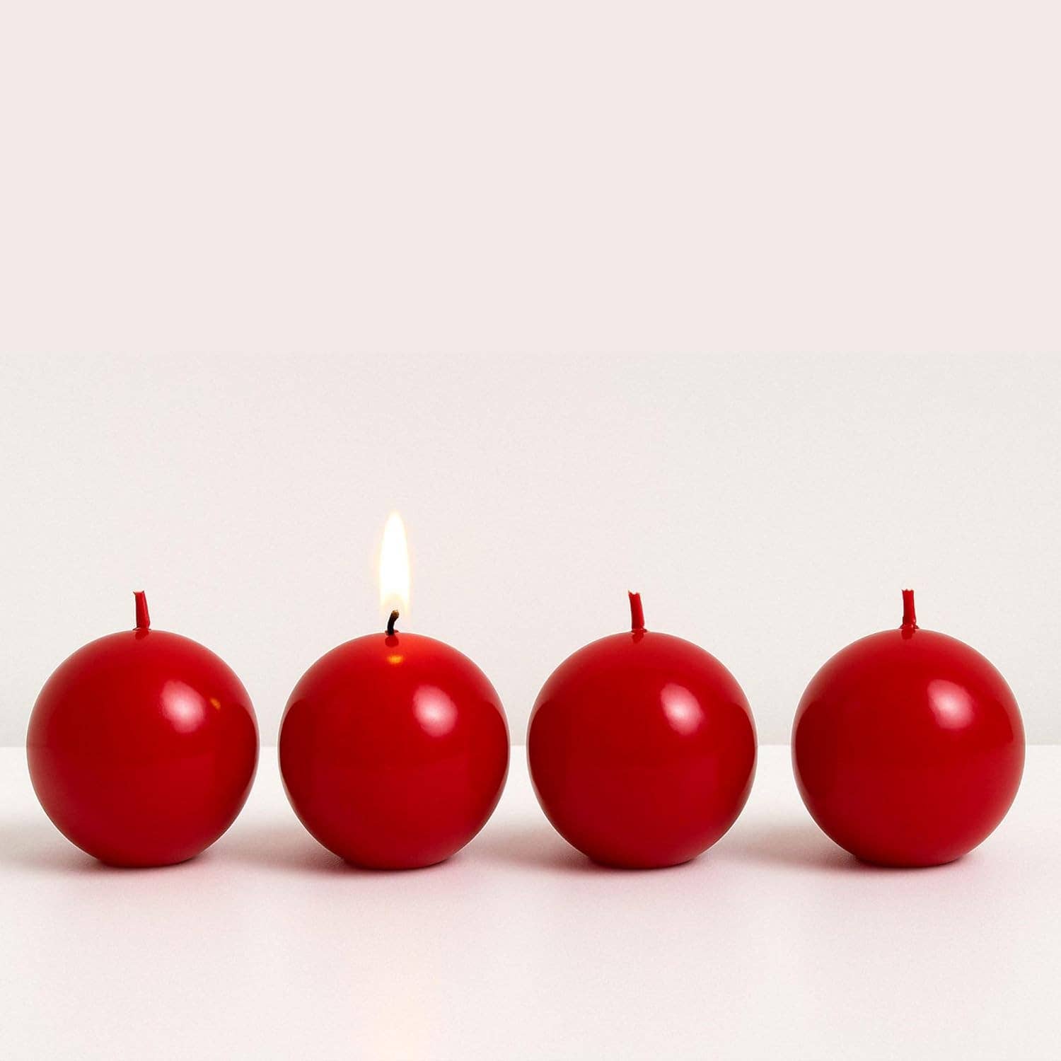 Biedermann & Sons - Vendita all'ingrosso Candele regalo - Candele a sfera rosso mirtillo, diametro 2,5", bruciano per 8 ore1
