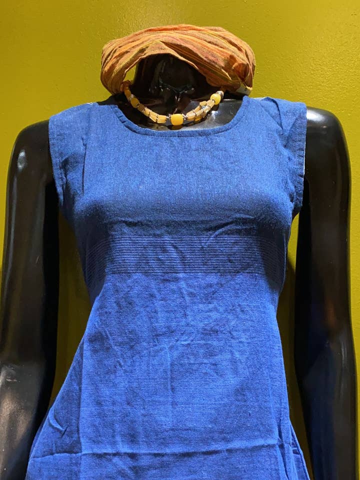 Tanktop mit breitem Riemen — 4er-Pack — Dreifarbig für den Großhandel von Katmandu Trading Co.