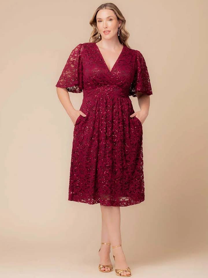 Vestido de Cocktail em Renda com Lantejoulas Estreladas - Tamanho Grande por atacado de Kiyonna