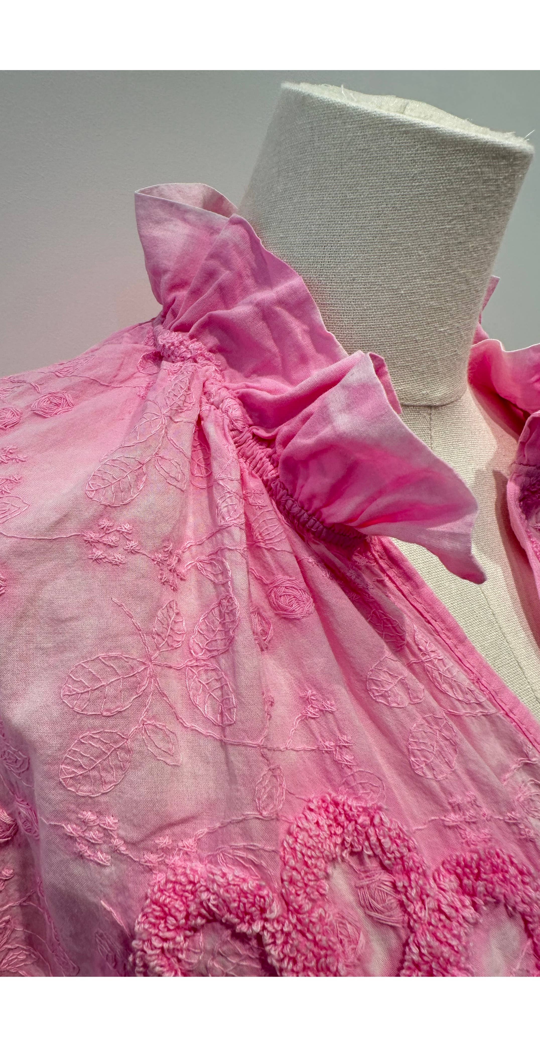 AMARIA - Wholesale Blouse - Women's - 9852 - Embroidered Blouse with Puff Sleeves and Raised Embroidery6