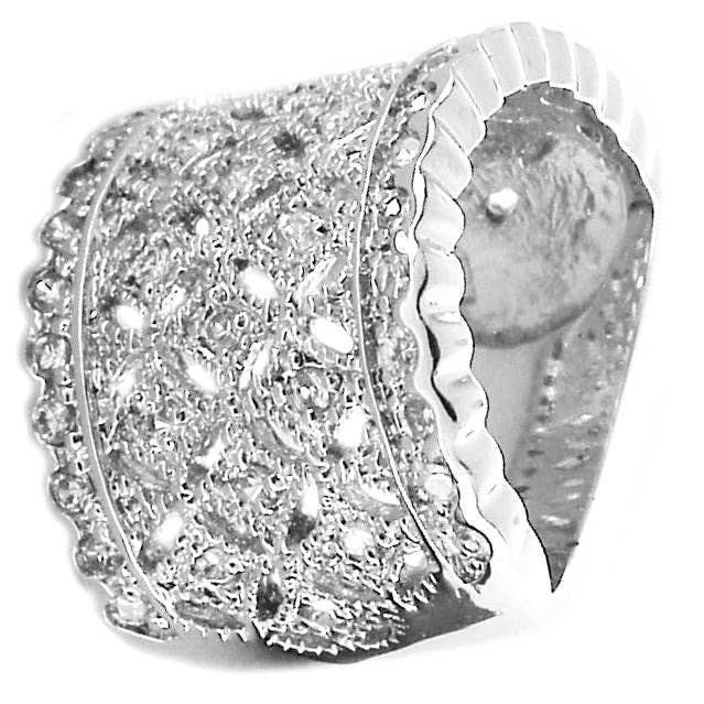 Ring Brede band met 3-rijen Cz in Sterling zilver Ring ITR1745 voor wholesale door Zirconmania Wholesale Fashion Jewelry