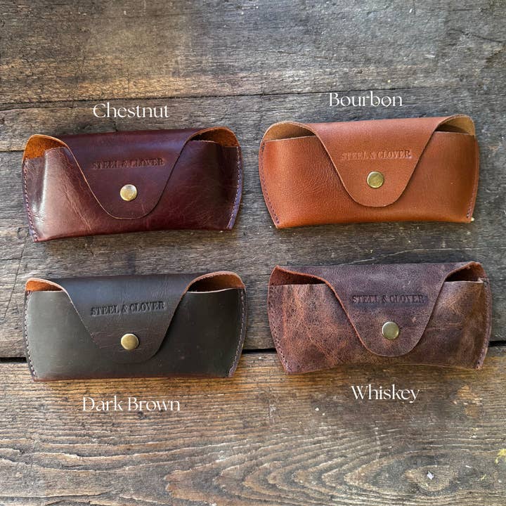 Étui à lunettes de soleil en cuir Crooked Creek pour la vente par Steel & Clover