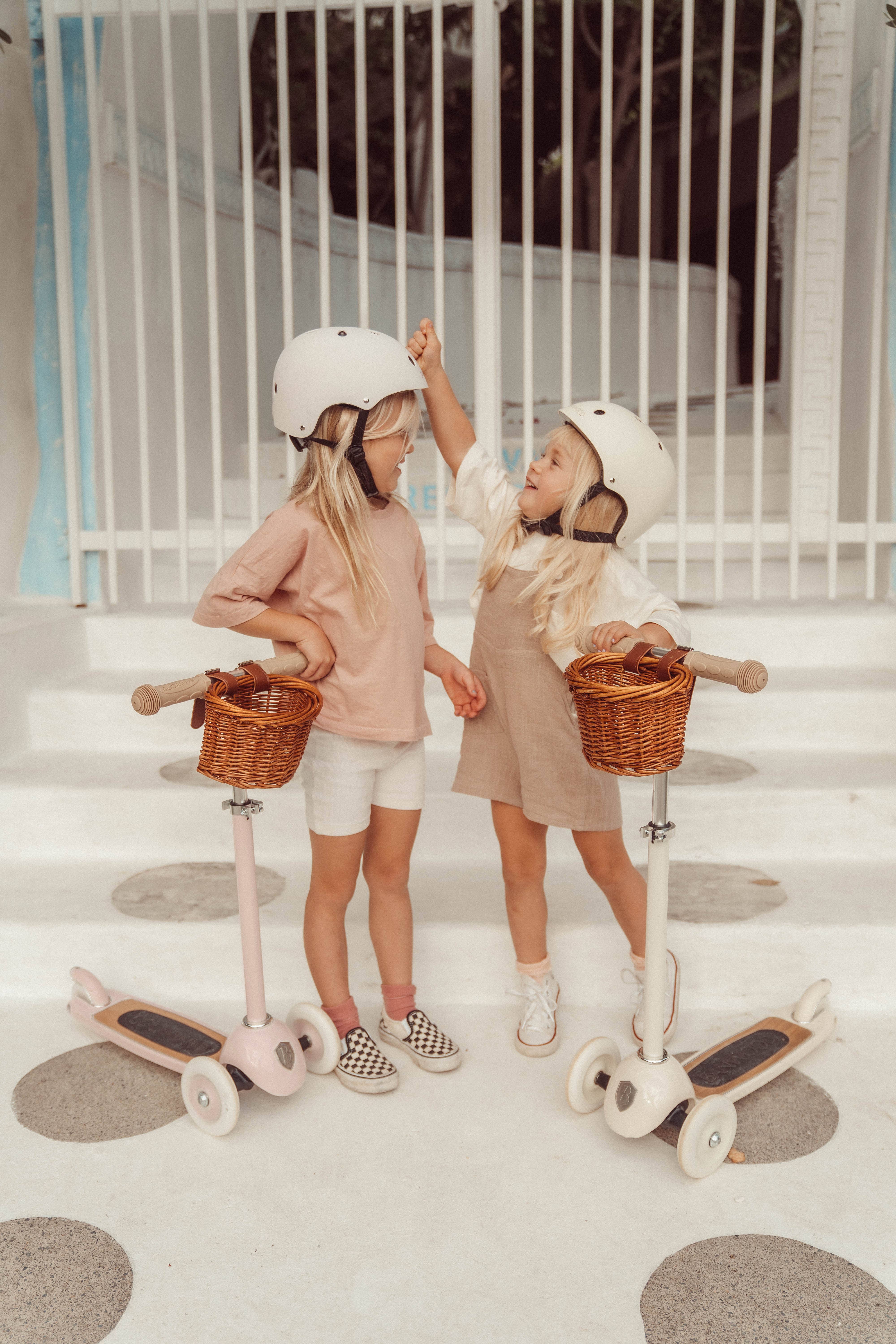 Banwood SL Europe - Wholesale Bike/Scooter - Kids - BANWOOD SCOOTER VINTAGE - CREAM3