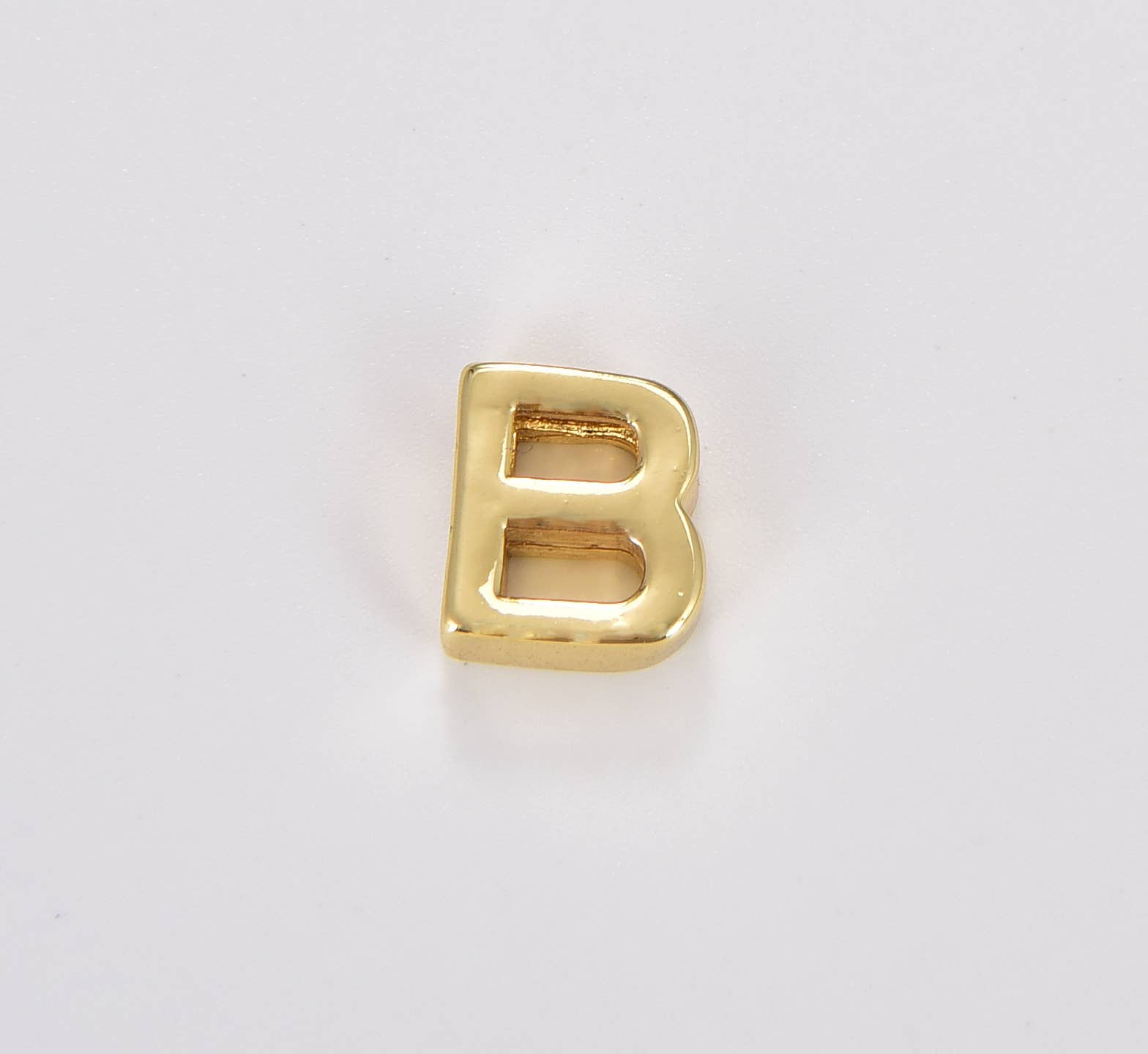 Beads Creation - Wholesale Individuele bedel/hanger - 18K verguld alfabet letter initiale monogram hanger2