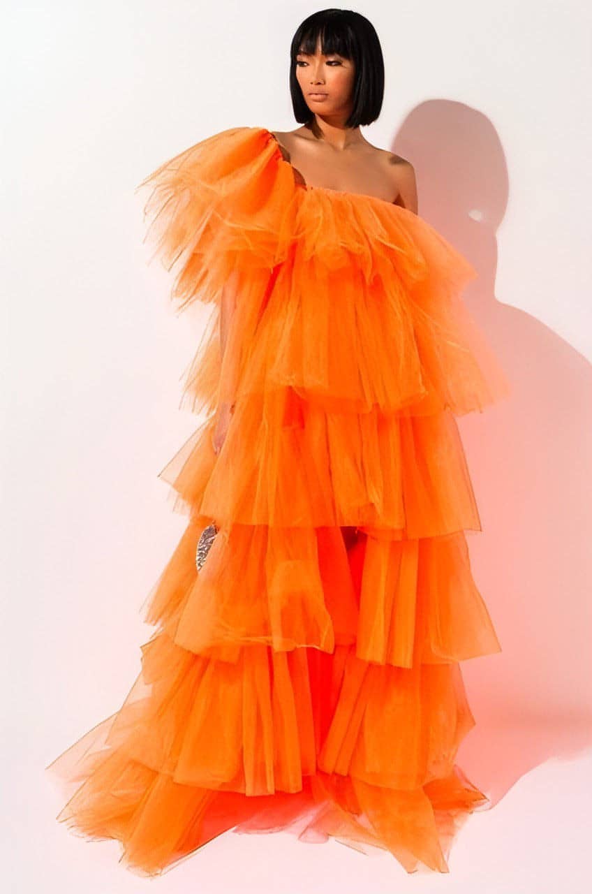 Vanida Dang – wholesale Klänning - Dam – One – couture i tyll på beställning5