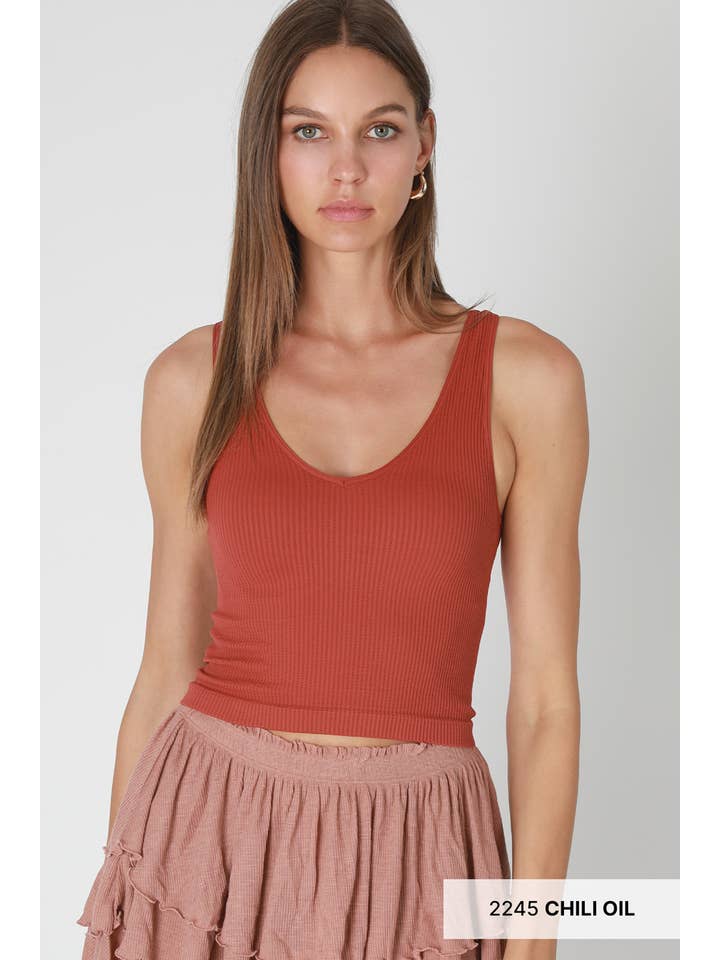 NIKIBIKI – Top de malha - Mulher por atacado – NS7575 - Top recortado canelado com decote em V