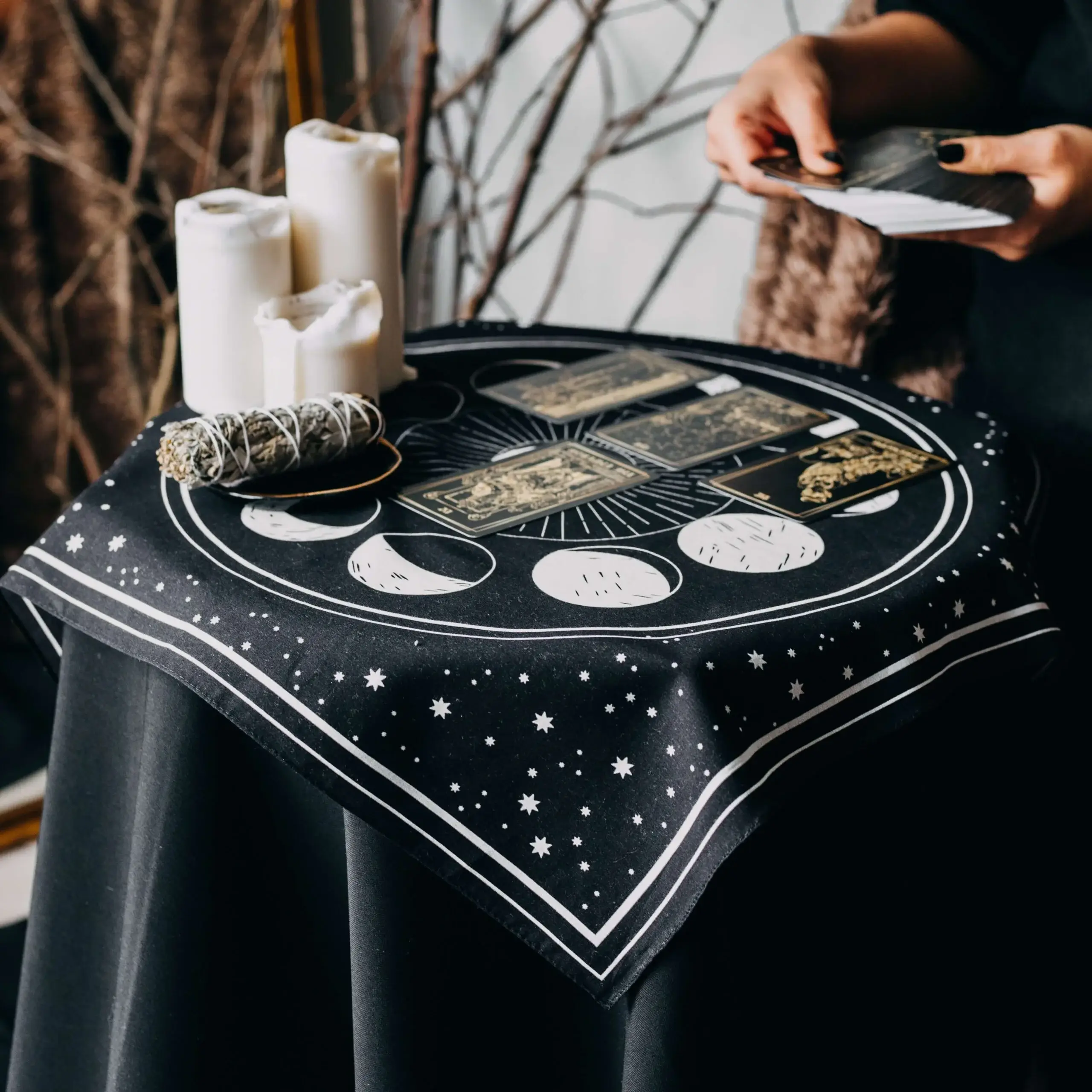 LA MUCI DESIGN - Wholesale Tarot Cards - Moon Phase Altar Cloth – Black Cotton Tarot & Ritual Altar6