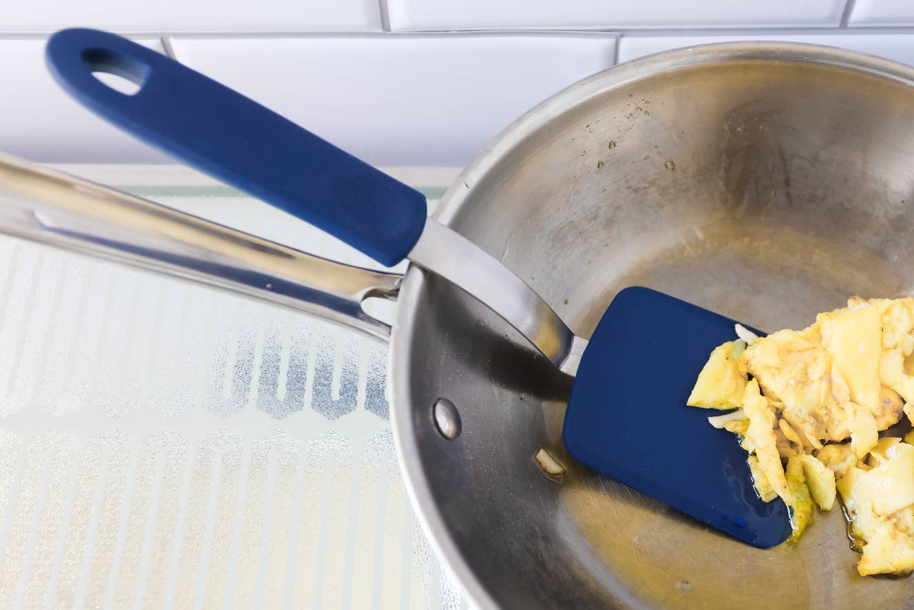 Fox Run Brands - Wholesale Spatula/Turner - Fox Run Navy Silicone Kitchen Spatula, 9.75” x 2.5” x 0.75"3