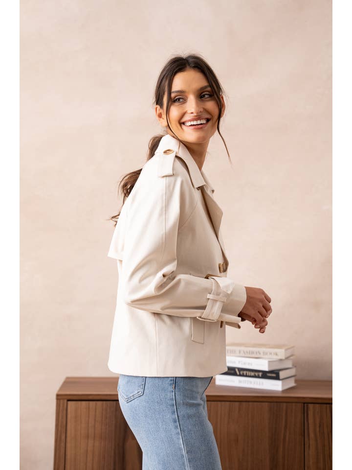 Attentif Paris - Wholesale Trench Coat - Women's - Solid cropped trench in cotton blend3