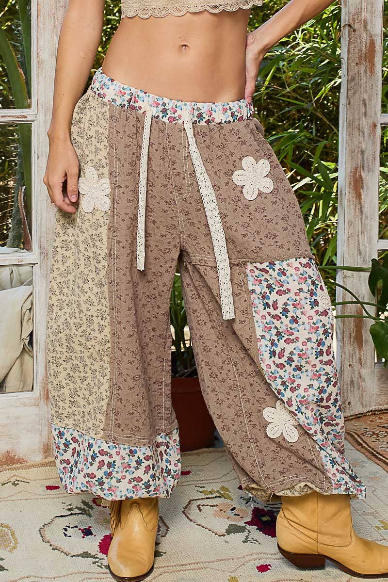 Embroidery Patchwork Trousers エクリュ38 Embroidery Patchwork Trousers エクリュ38 Embroidery Patchwork