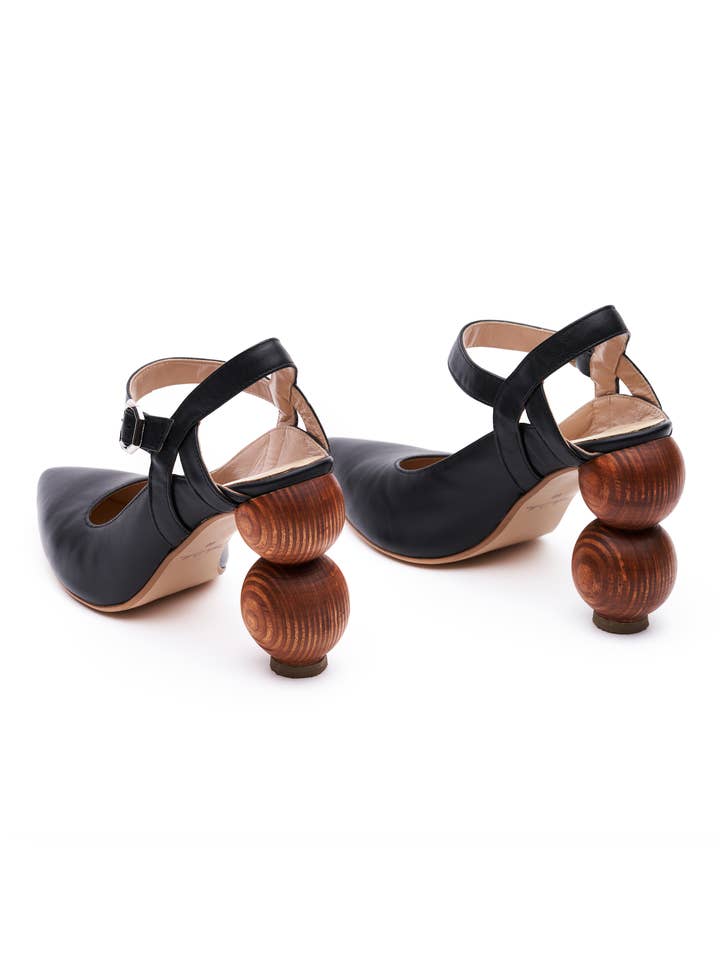 Mas Laus – wholesale Högklackade skor - Dam – MICHELANGELO KLACKAR MED EXKLUSIVA TRÄ KLACKAR - SVART1