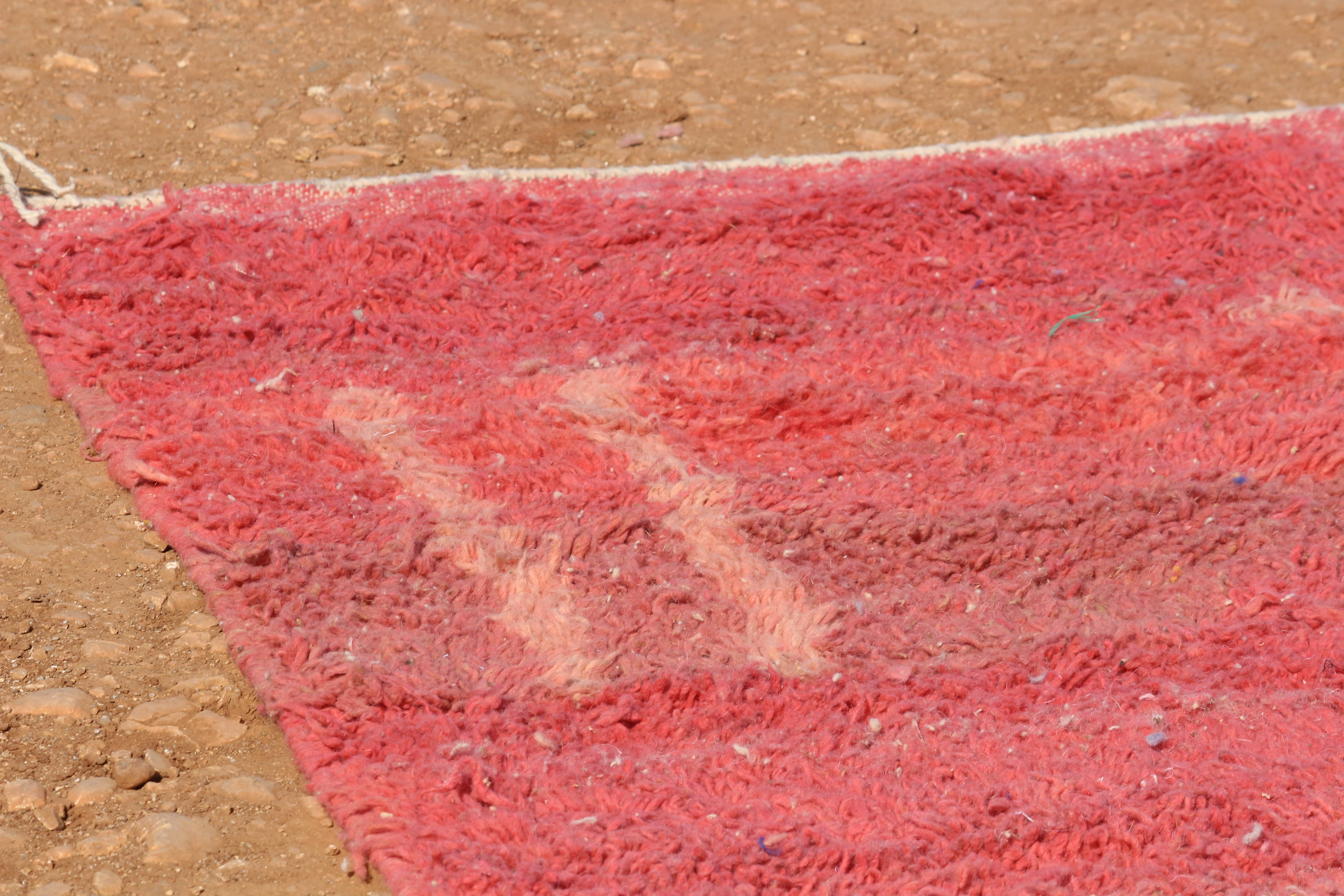 MUSMUSRUGS – wholesale Rug pad – Moroccan Pink Colorful Rug
4