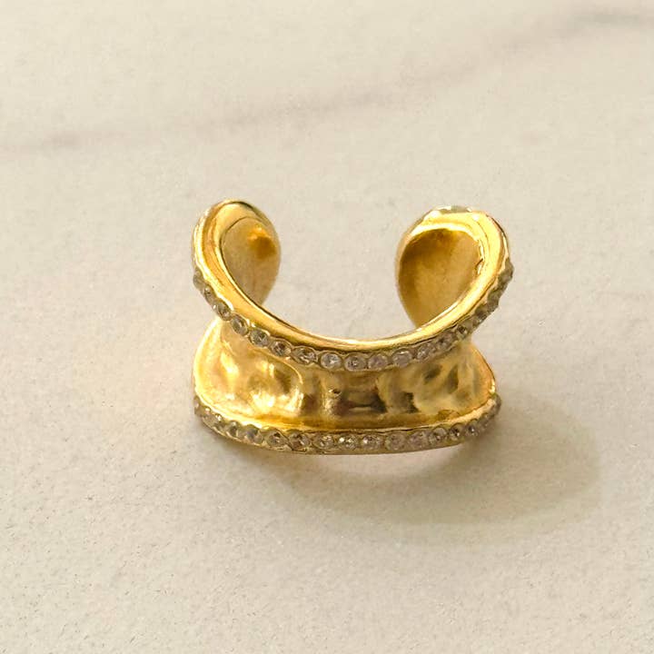 Cassette Barcelona - Wholesale Cuff/wrap earrings - Hammered Gold Earcuff w Zirconium Stones 1