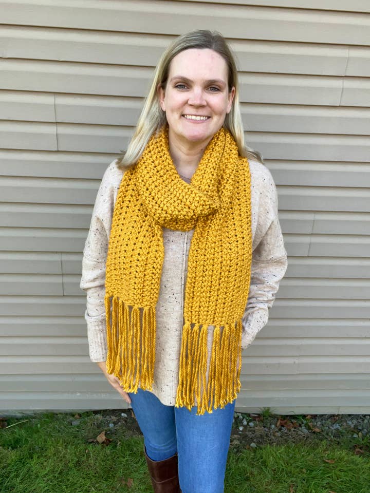 Sennepsfärgad halsduk, lång stickad halsduk, tjocka stickade halsdukar för wholesale av Megan Louise Crafts