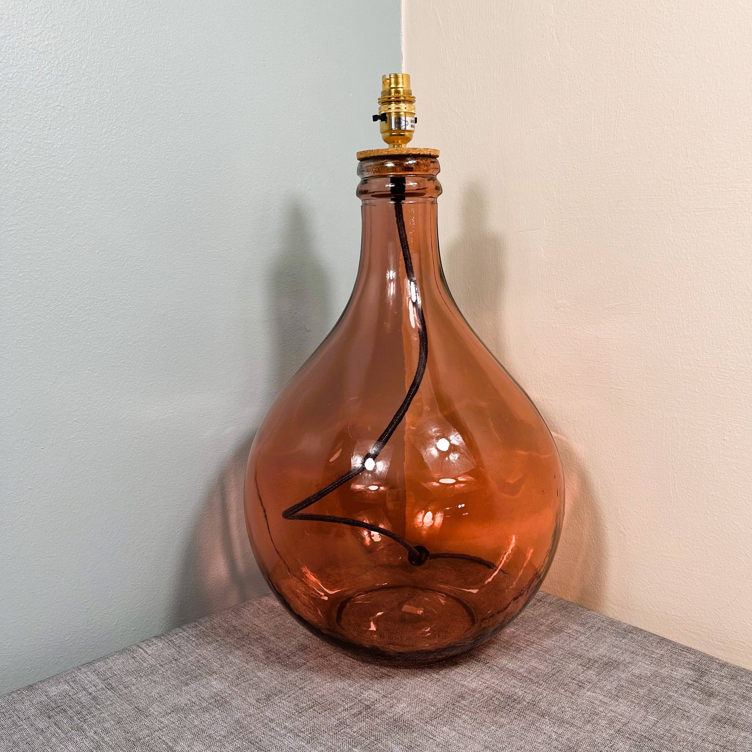 Jarapa - Wholesale Accent/Desk Lamp - Recycled Glass Garrafa Bottle Lamp 49cm1