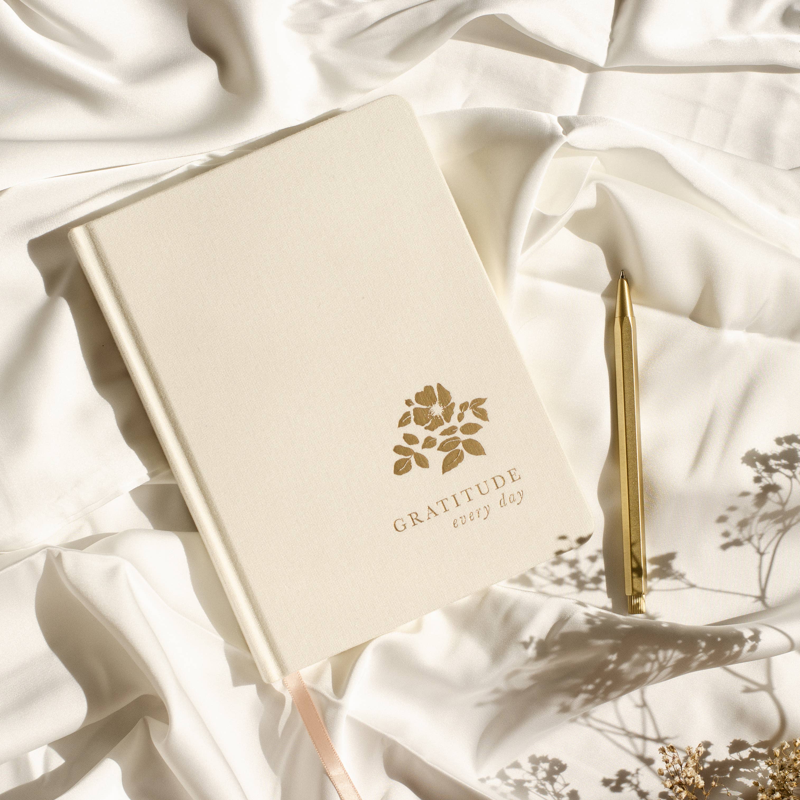 Papel & Co - Wholesale Journal/Diary - Floral Gratitude Journal1