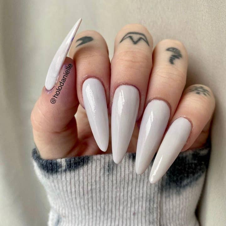 Twinkled T - Wholesale Press-on/fake nails - Gel Extension Tips - Stiletto ♥︎ Cream ♥︎ Long1