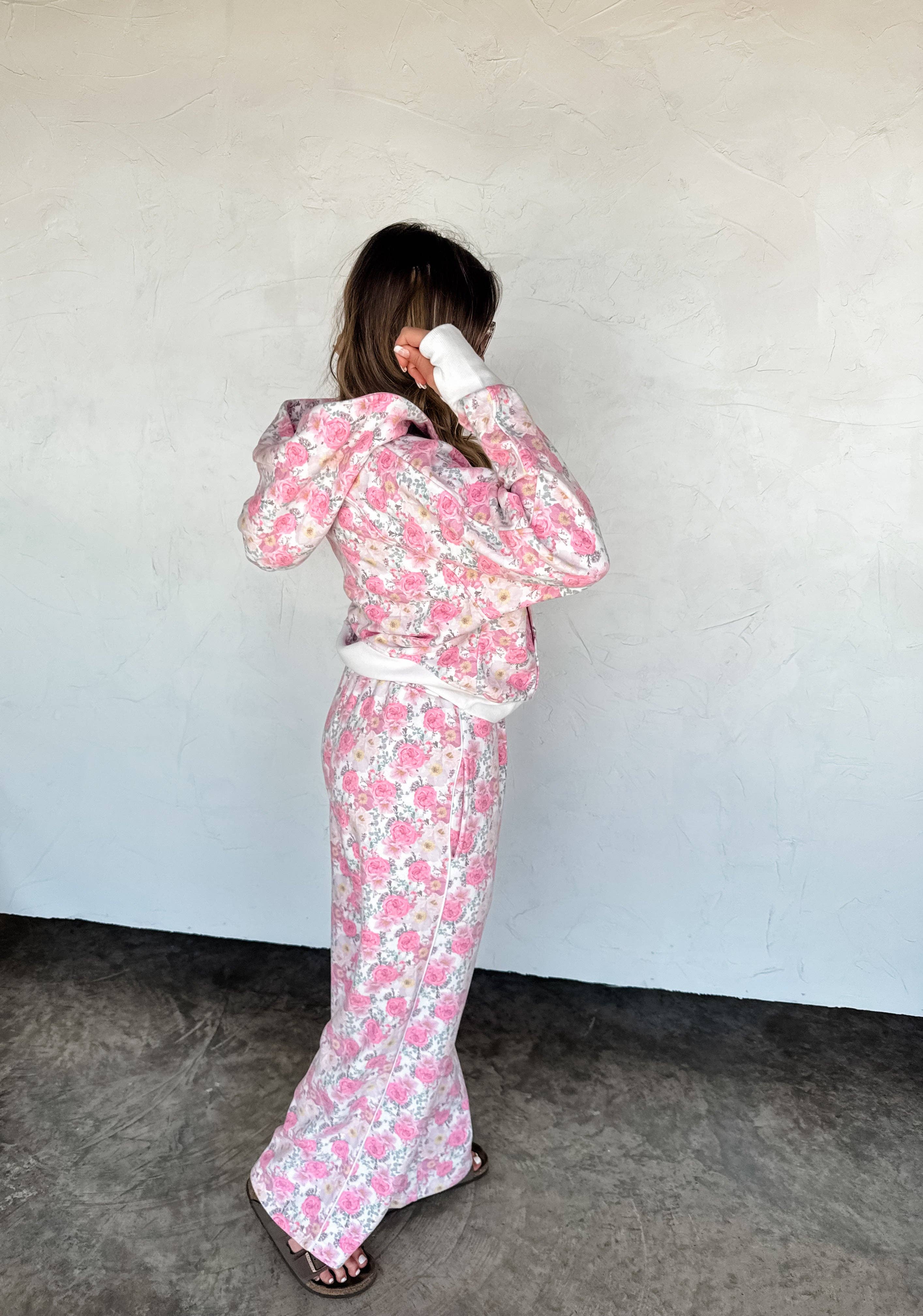 BLAKELEY - Wholesale Hoodie - Women's - FLORAL & CHEETAH EASY DOES IT PULLOVER4