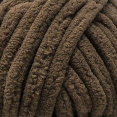 Creative World of Crafts - Wholesale Yarn - Hello Love Blanket Plush Yarn 100g5