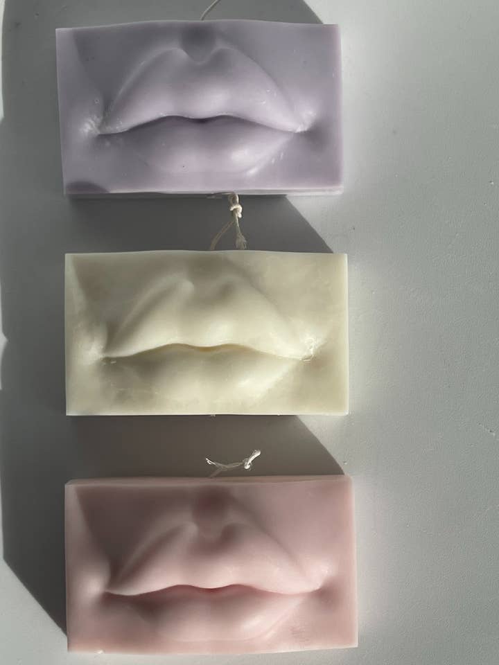 Pout Lip Candle | Decor Candle for Her | Aesthetic Candle for wholesale by AARAM LUX