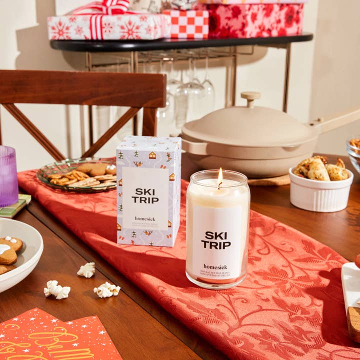 Homesick Candles - Wholesale Jar/Filled Candle - Ski Trip Candle