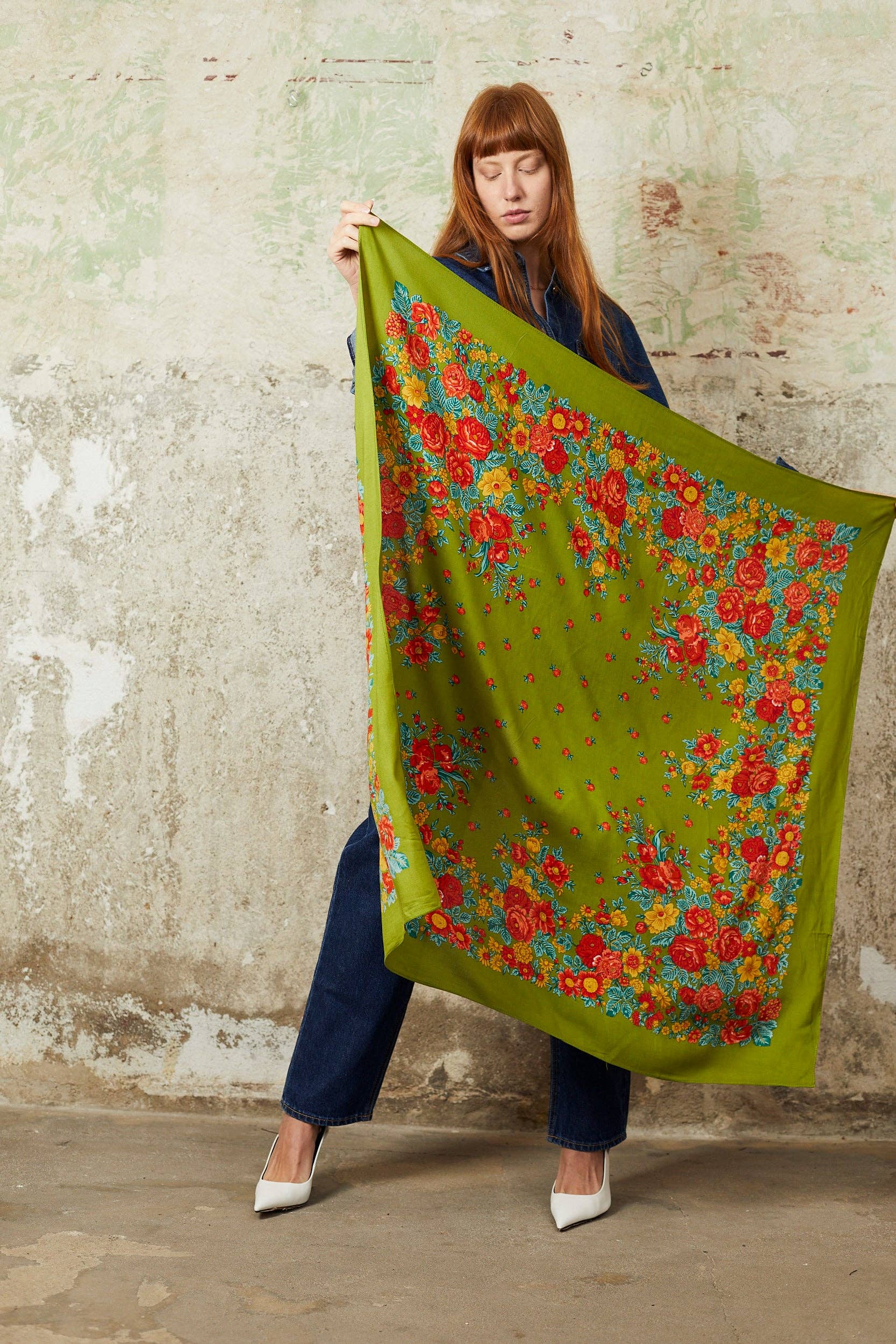 Eturel Madrid - Wholesale Scarf - Women's - Portuguese scarf with olive green flowers3