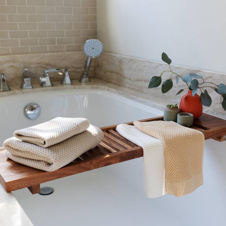 Pine & Palm Home - Wholesale Bath Towel - Turkish Cotton Quick-Dry Lightweight Waffle Weave Bath Towel11