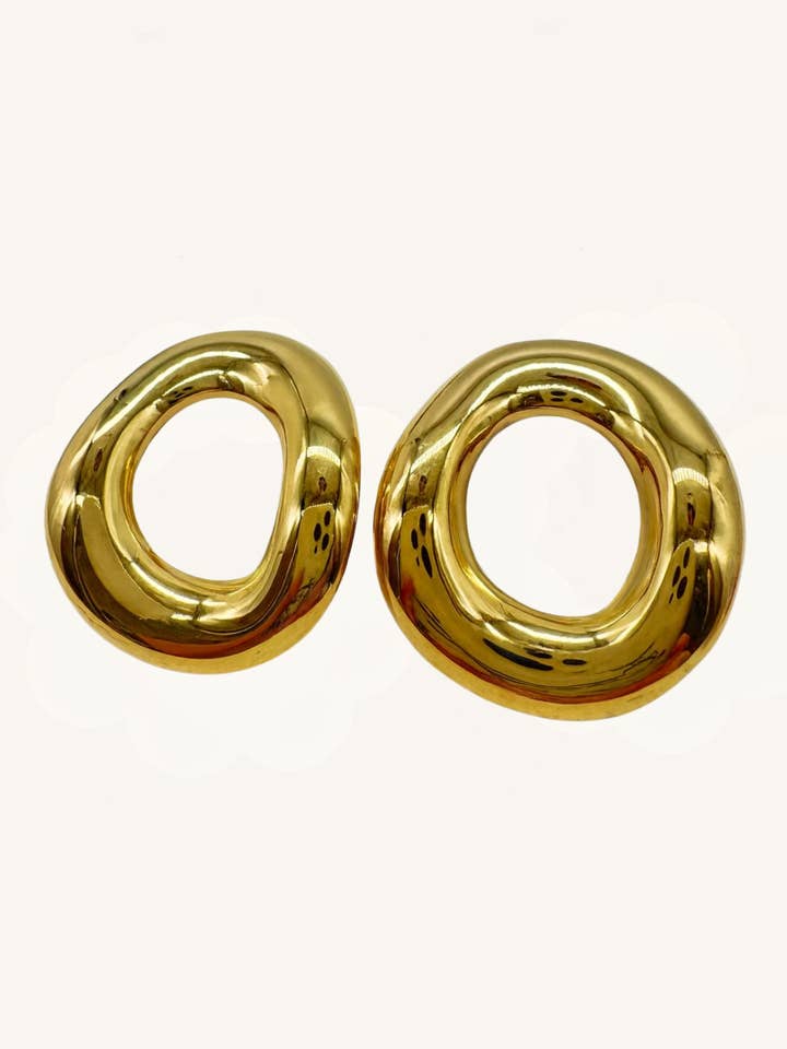 Boucles d'oreilles sculpturales – Boucles d'oreilles Aura pour la vente par GioLì Jewels