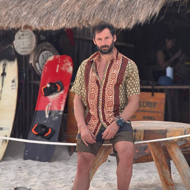 Camicia a maniche corte di new saari per la vendita all'ingrosso da parte di Arena Formentera