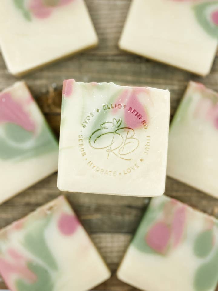 Hawaiian Hibiscus for wholesale by Elliot Reid Boutique