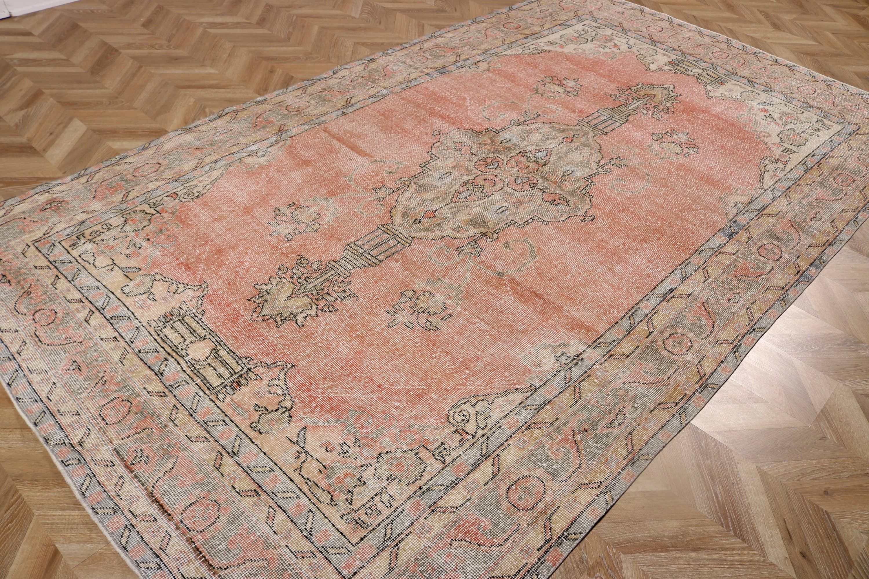 The Loom Wholesale - Wholesale Area rug - Turkish Vintage Antique Oushak Wool Rug for Living Room5