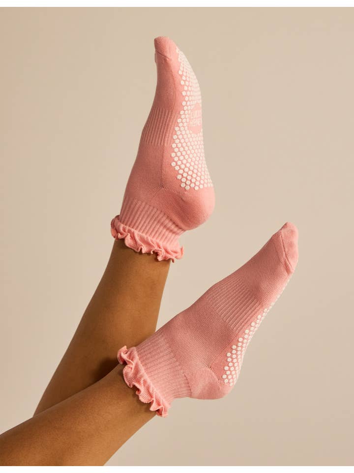 LUCKY HONEY - Wholesale Socks - Women's - The Ruffle Grip Sock15