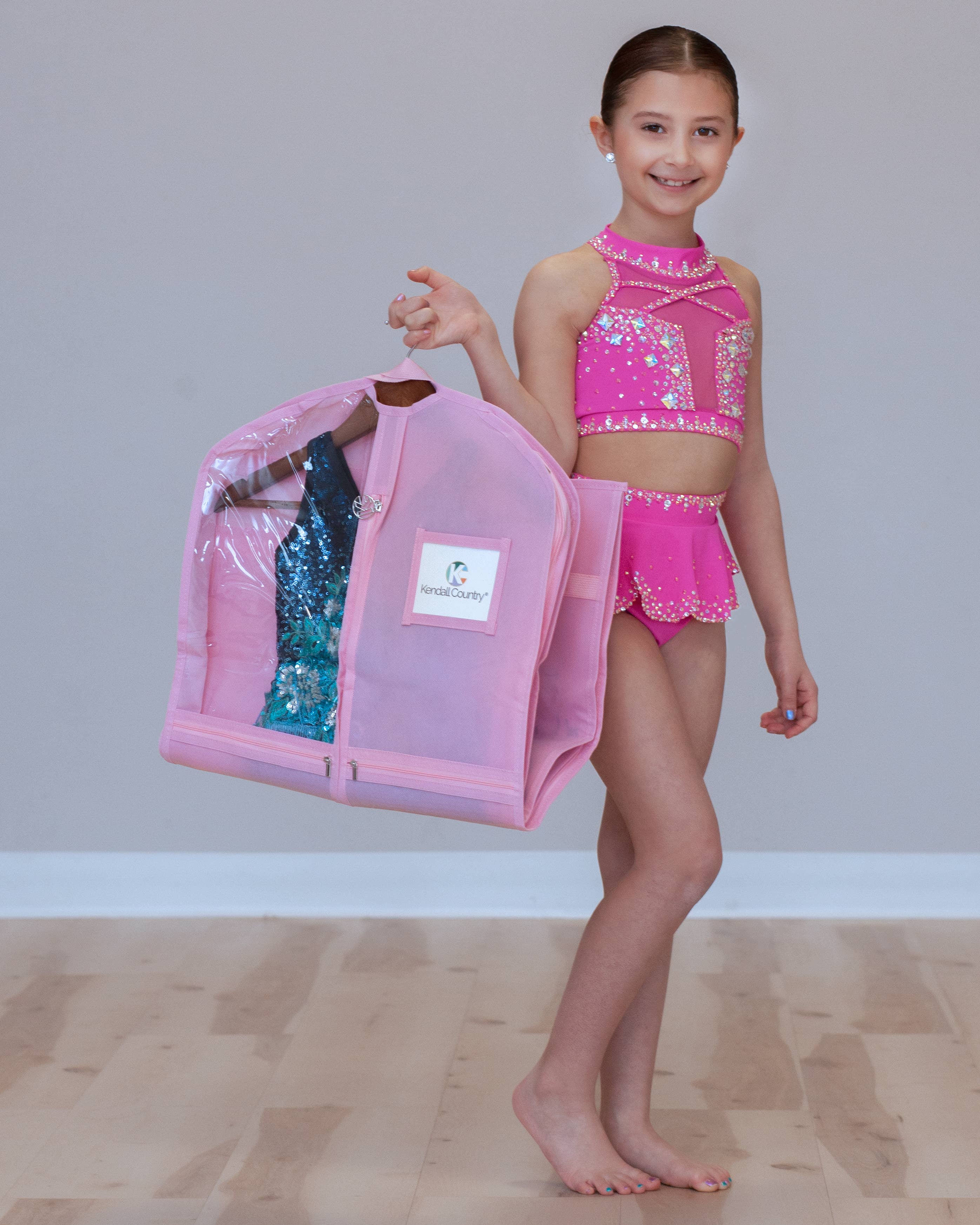 Kendall Country - Wholesale Garment Bag - Unisex - 35" Garment Bag with pockets for Costumes, Clothing Storage6