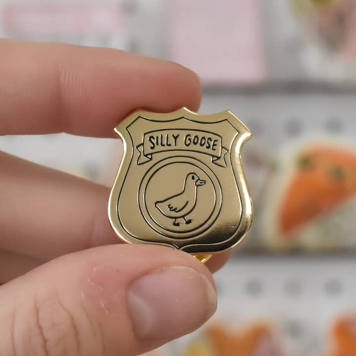 Kyn You Believe It - Wholesale Lapel Pin/Button - Silly Goose Badge Pin