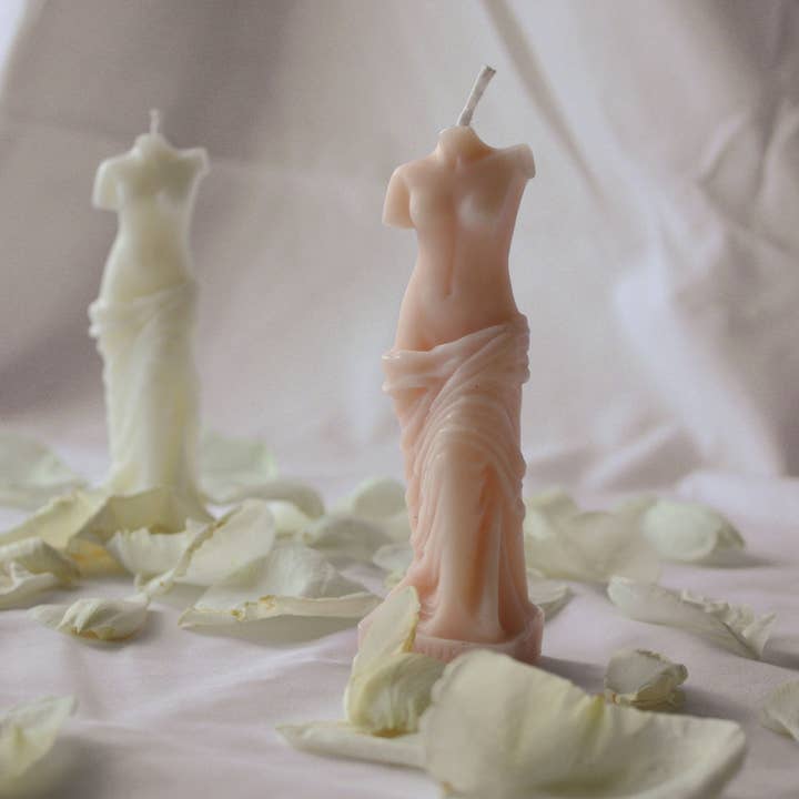 Kärlekens gudinna: Romersk grekisk gudinna Kvinnlig Figurljus för wholesale av Sapphic Flames