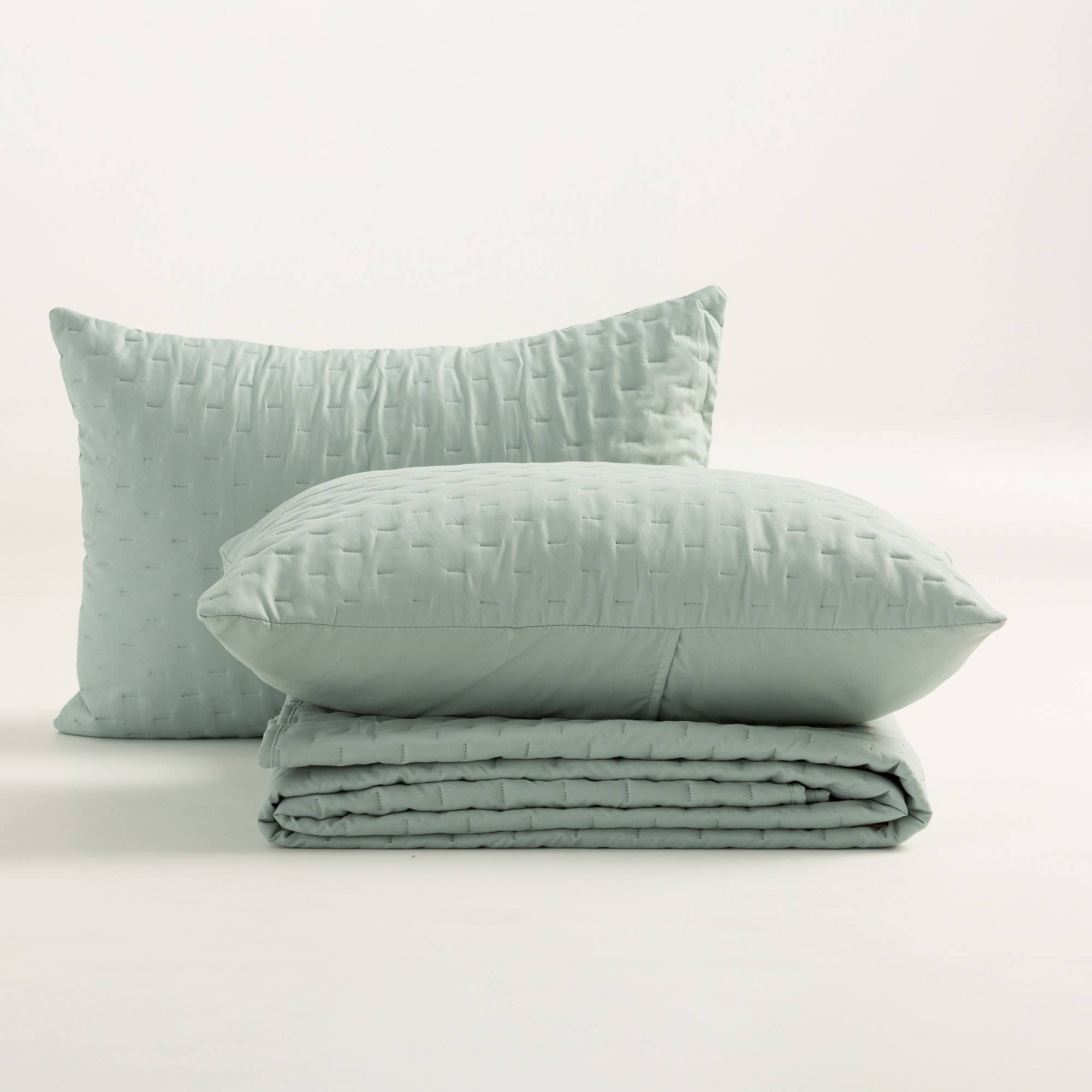 GAMUSI - Wholesale Quilt - NARA plain quilted bedspread with super soft touch11