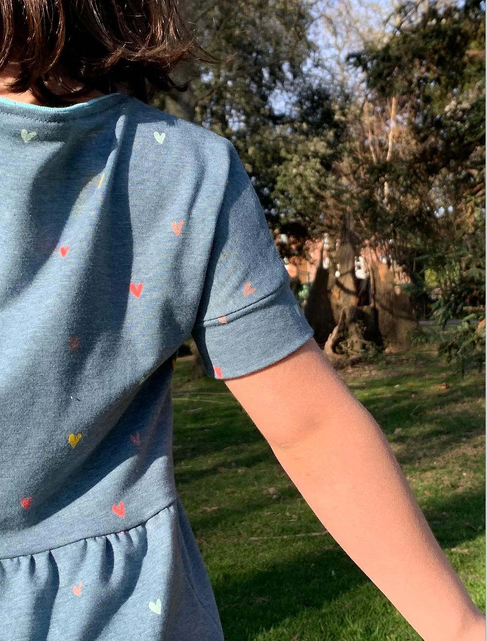 Two Stitches Patterns – wholesale Craft sewing kit – Molly Dress - Sewing Pattern for Childrenswear4