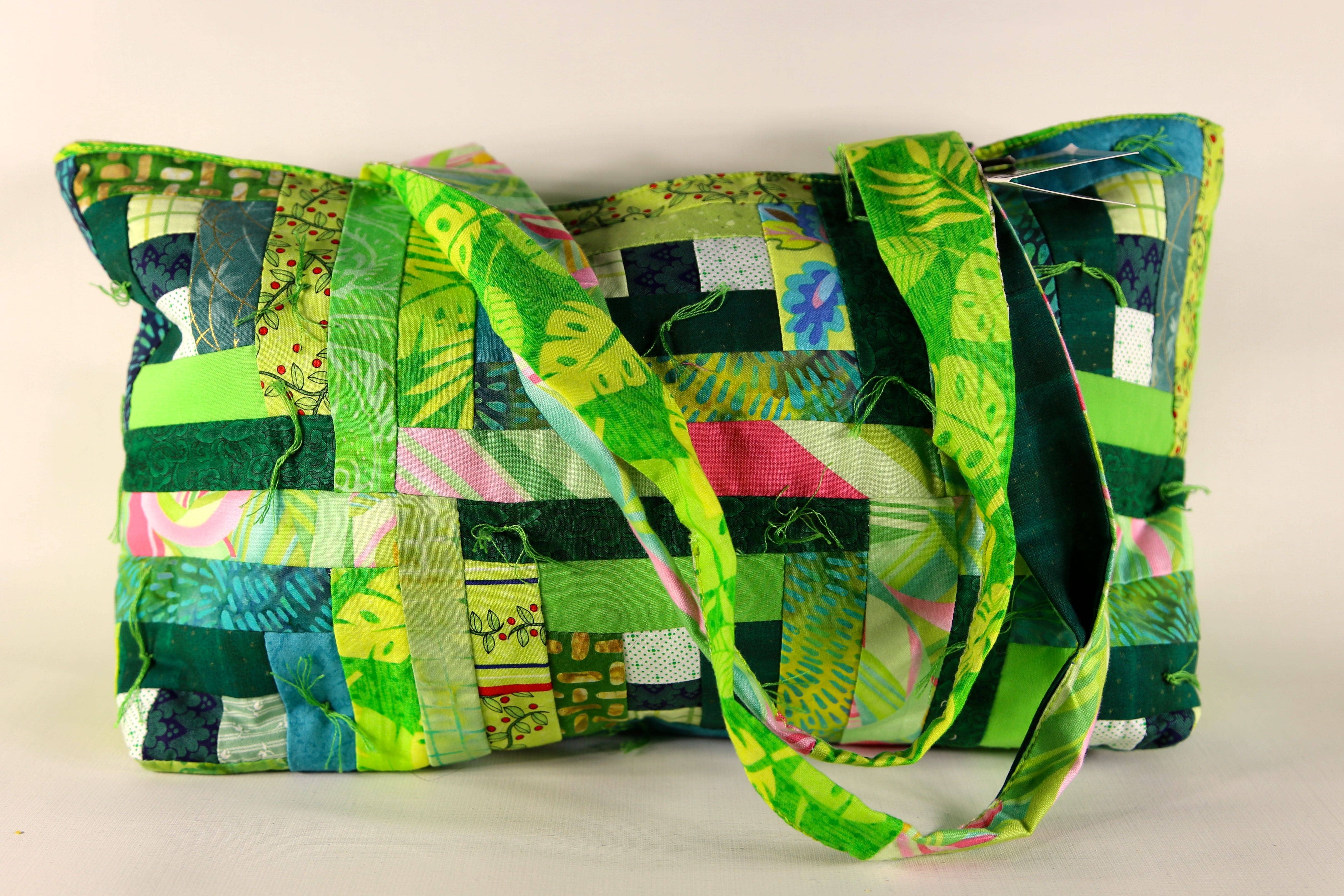 Atizan Goods by PeaceQuilts - Wholesale Tote Bag - Women's - 'Kwilt Fou' Quilted Petite Tote3